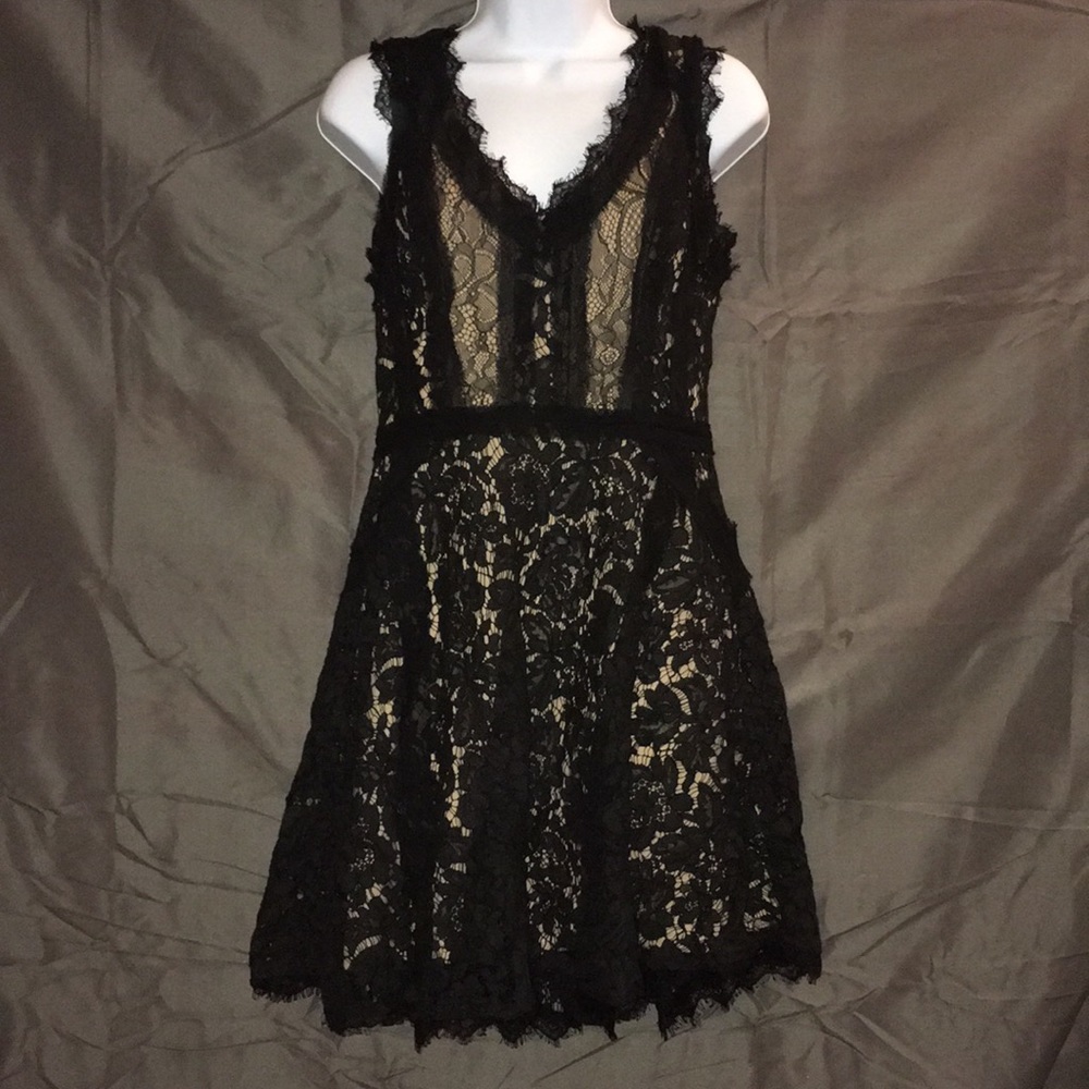 Heartloom Sera Lace Dress